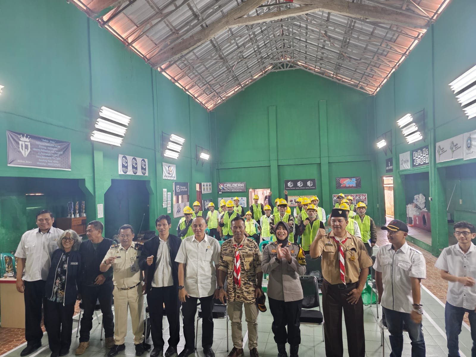 Bimbingan Teknis : Pelatihan dan Bimbingan Teknis Tenaga Tukang Terampil oleh Gatensi Provinsi Jawa Barat