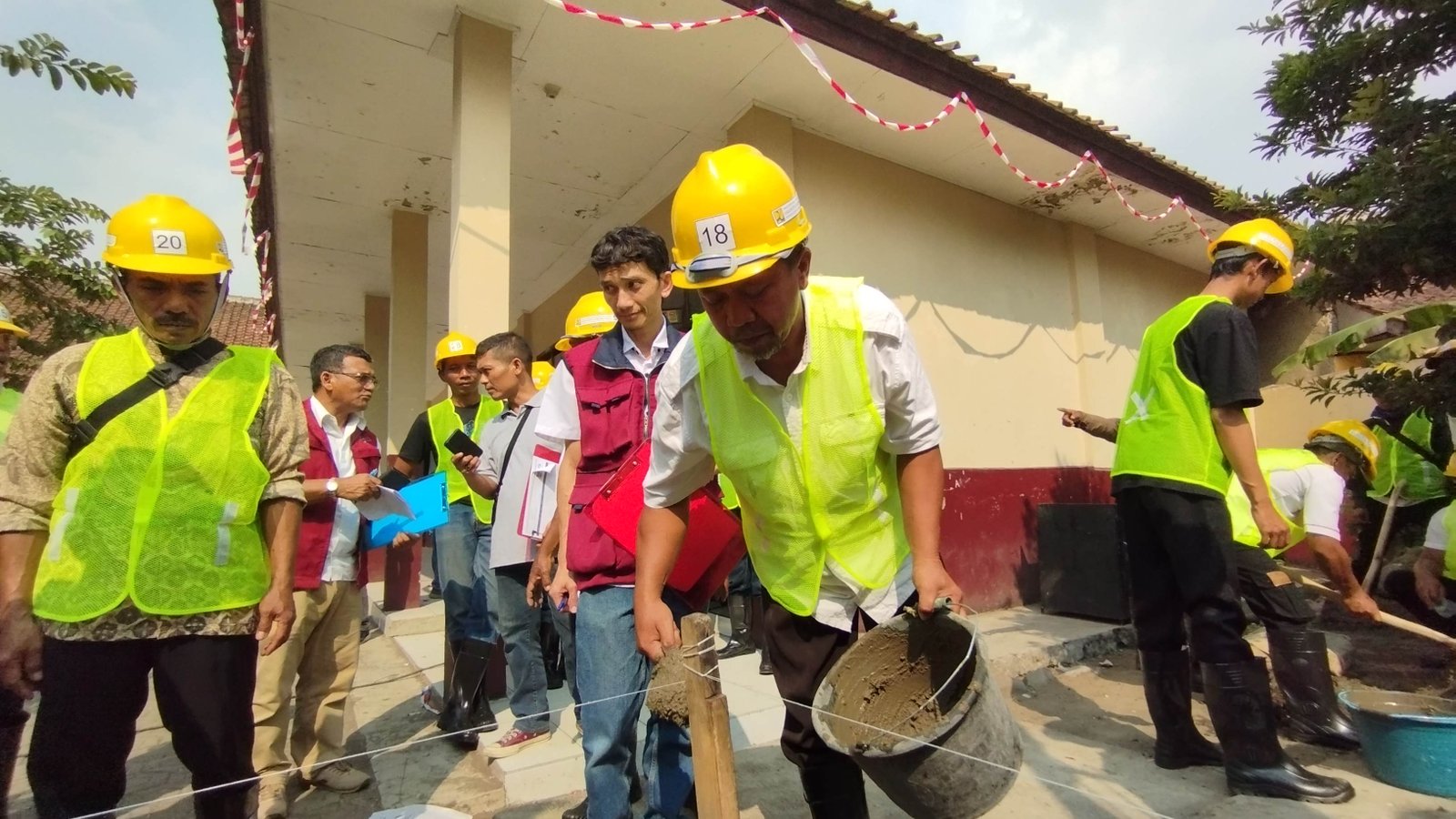 Gambar Pekerja 1